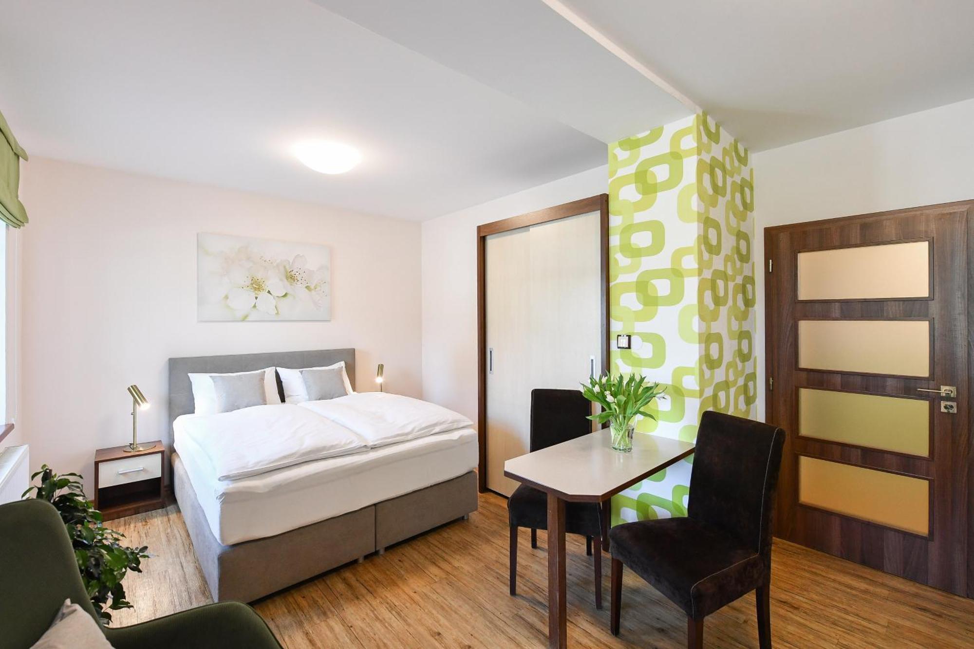 Apartmány Na Seníku Třeboň Exterior foto