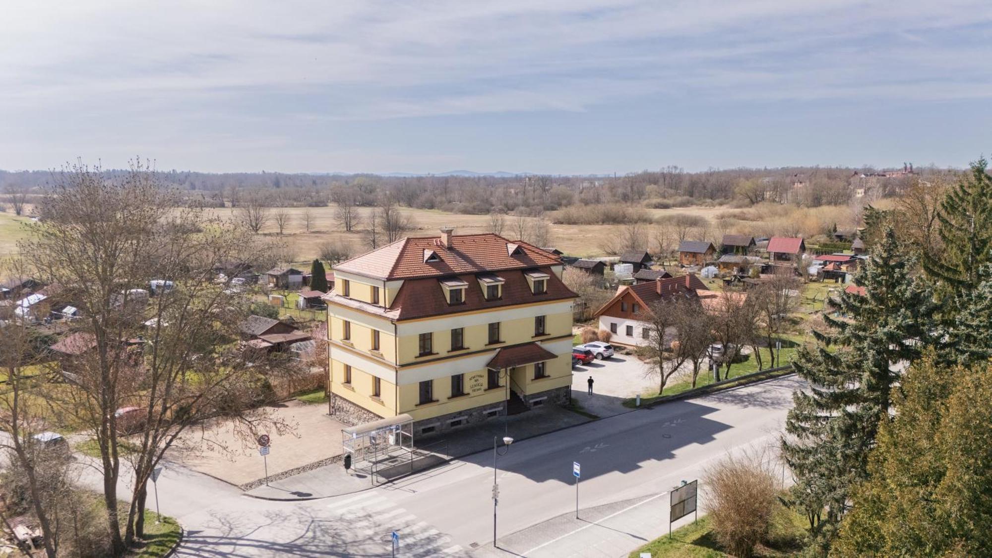 Apartmány Na Seníku Třeboň Exterior foto